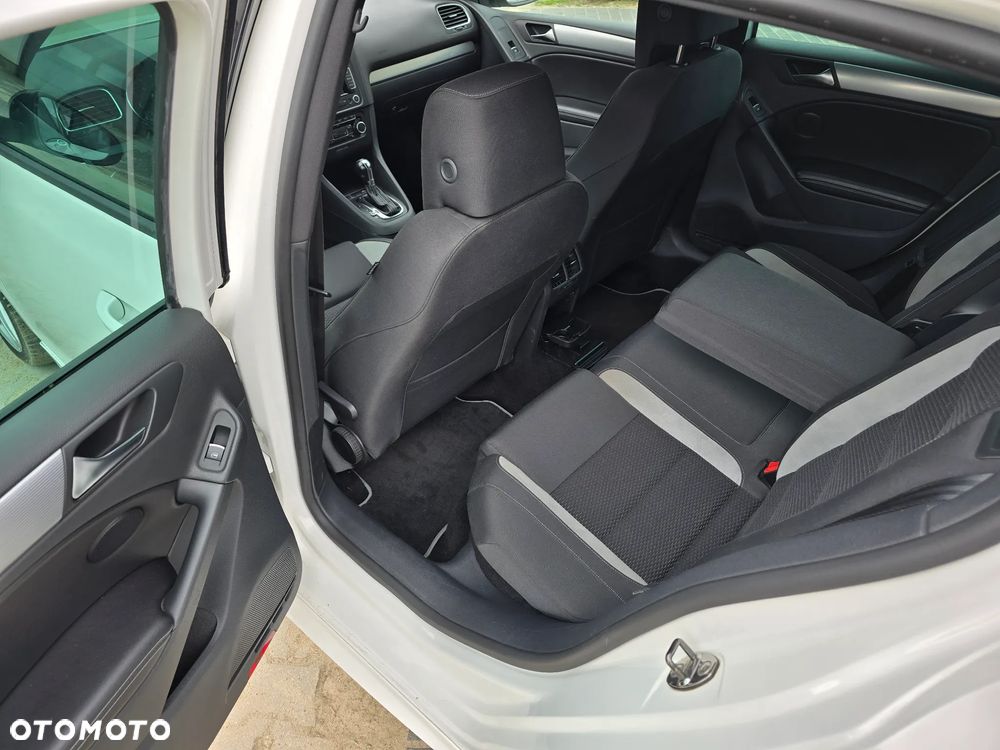 Volkswagen Golf 2.0 R DSG - 13