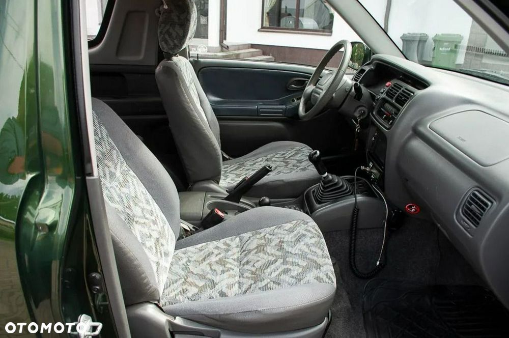 Suzuki Grand Vitara - 16