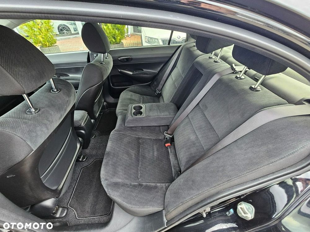 Honda Civic 1.8 Executive - 30