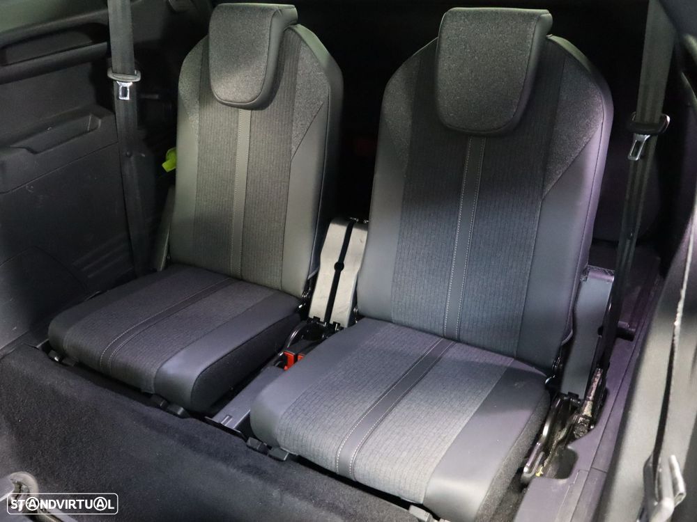 Peugeot 5008 1.5 BlueHDi GT EAT8 - 11