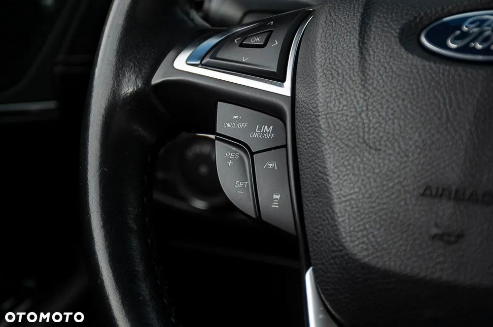 Ford Edge 2.0 EcoBlue Bi-Turbo 4x4 Vignale - 29