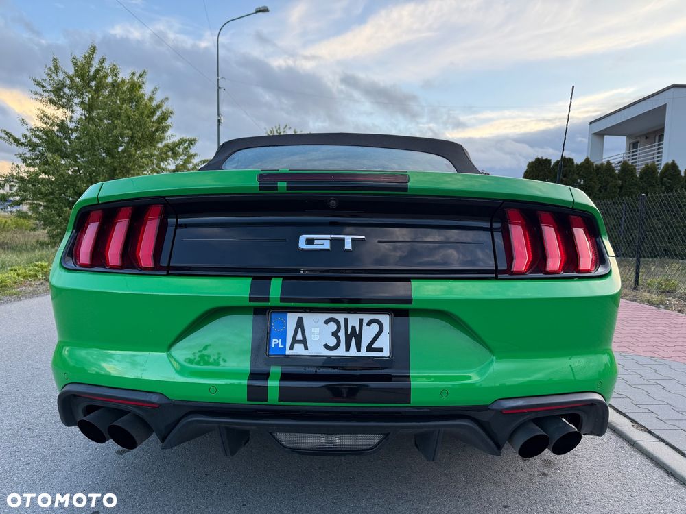 Ford Mustang 5.0 V8 GT - 12