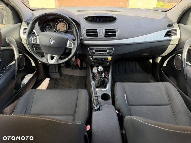 Renault Megane 1.5 dCi Dynamique - 6