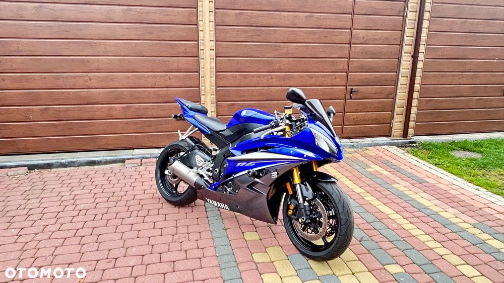 Yamaha R6