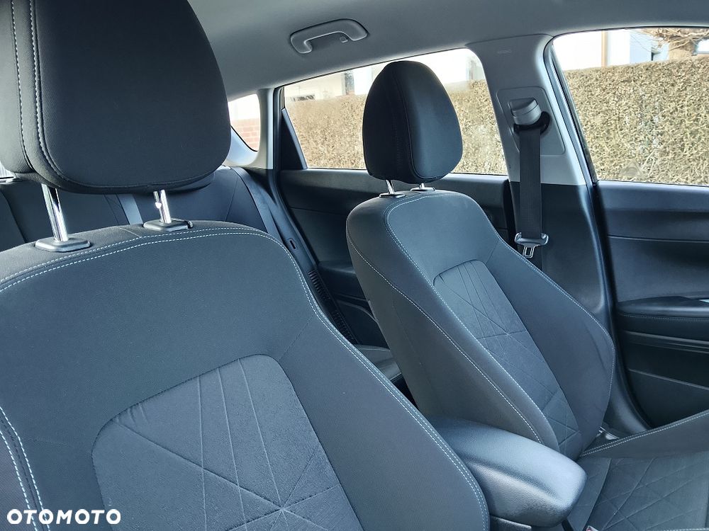 Hyundai Bayon 1.0 T-GDI Connect & Go - 16