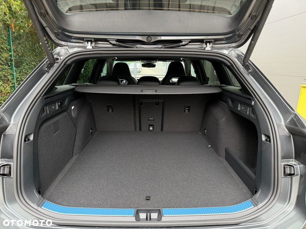 Volkswagen Passat Variant 1.5 TSI eHybrid PHEV 200kW R-Line Plus DSG - 9