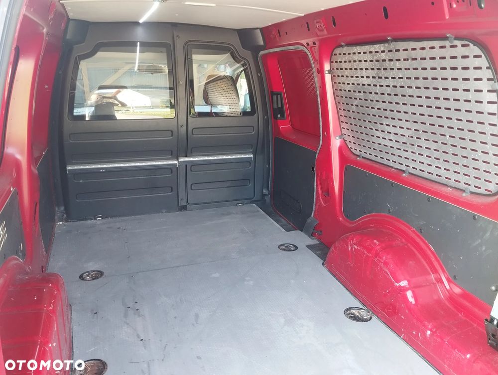 Volkswagen Caddy Maxi - 7