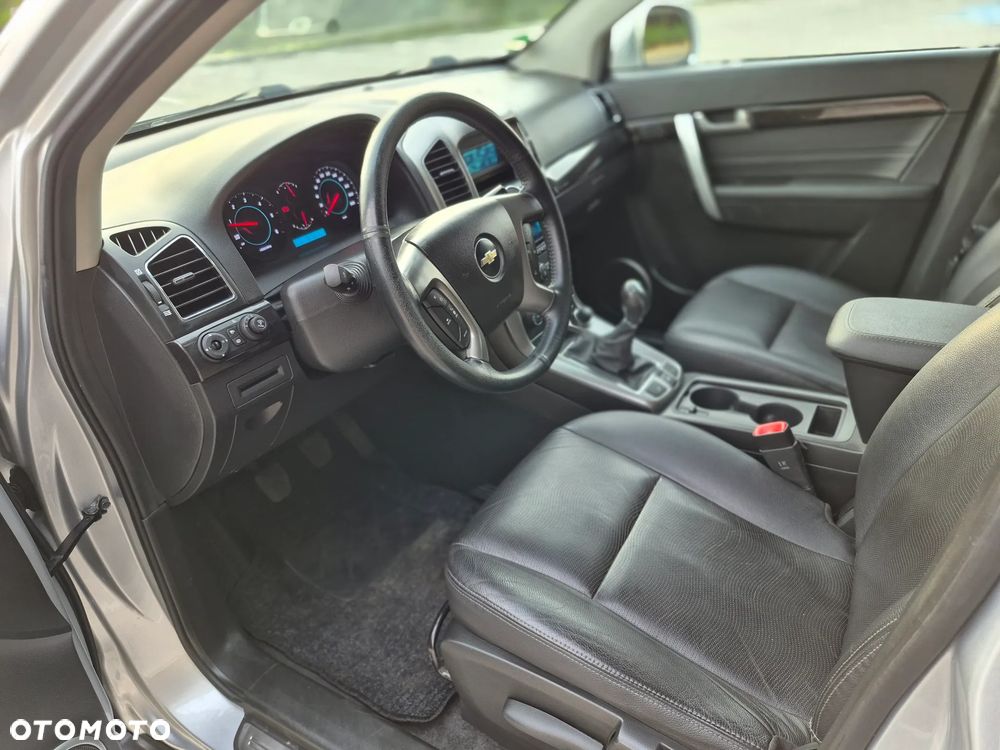 Chevrolet Captiva 2.2 4WD LTZ - 14
