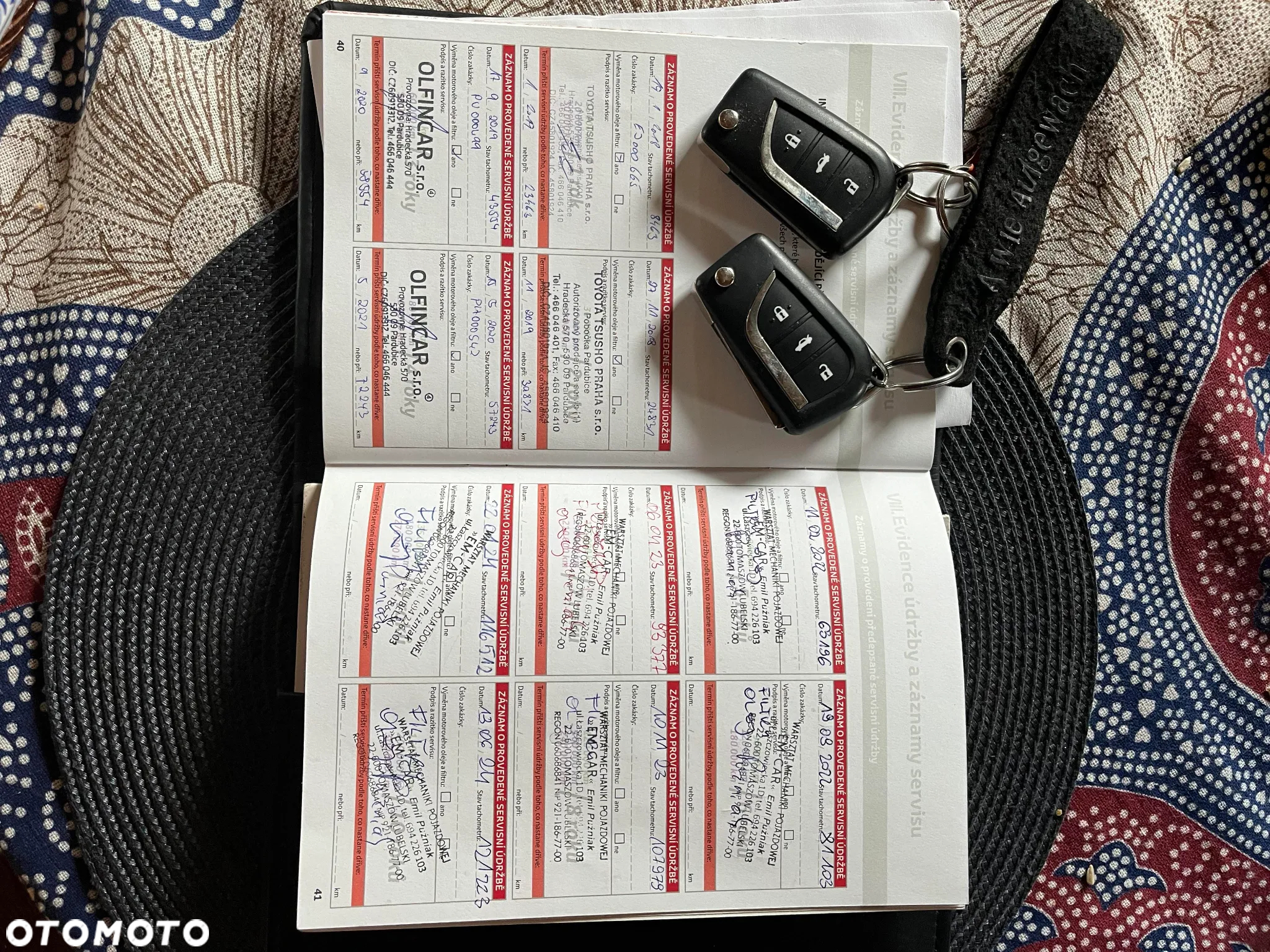 Toyota Avensis 1.8 Premium - 11