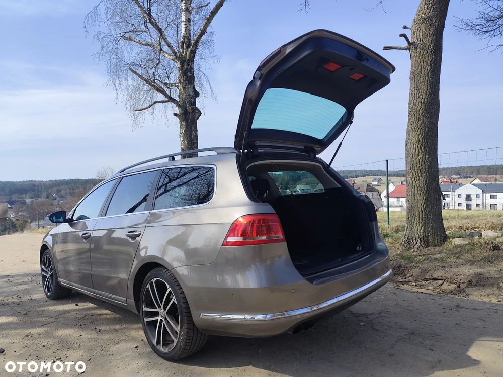 Volkswagen Passat 2.0 TDI Sportline DSG - 40