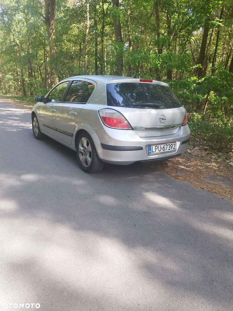 Opel Astra - 4