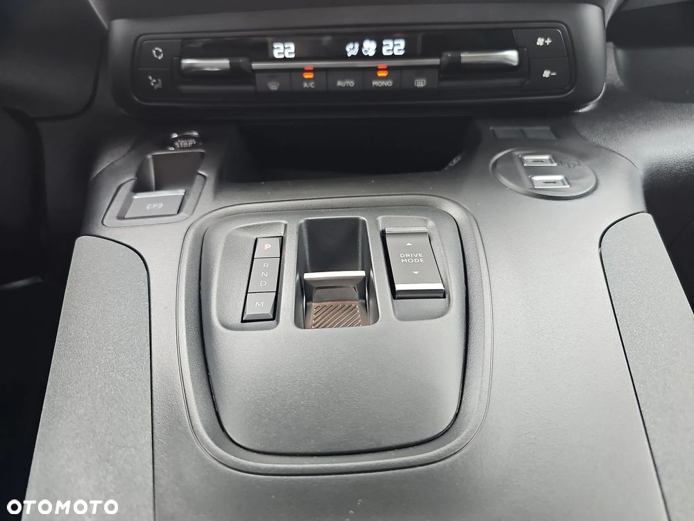 Peugeot Partner RIFTER 1.5 diesel 130KM automat - 21