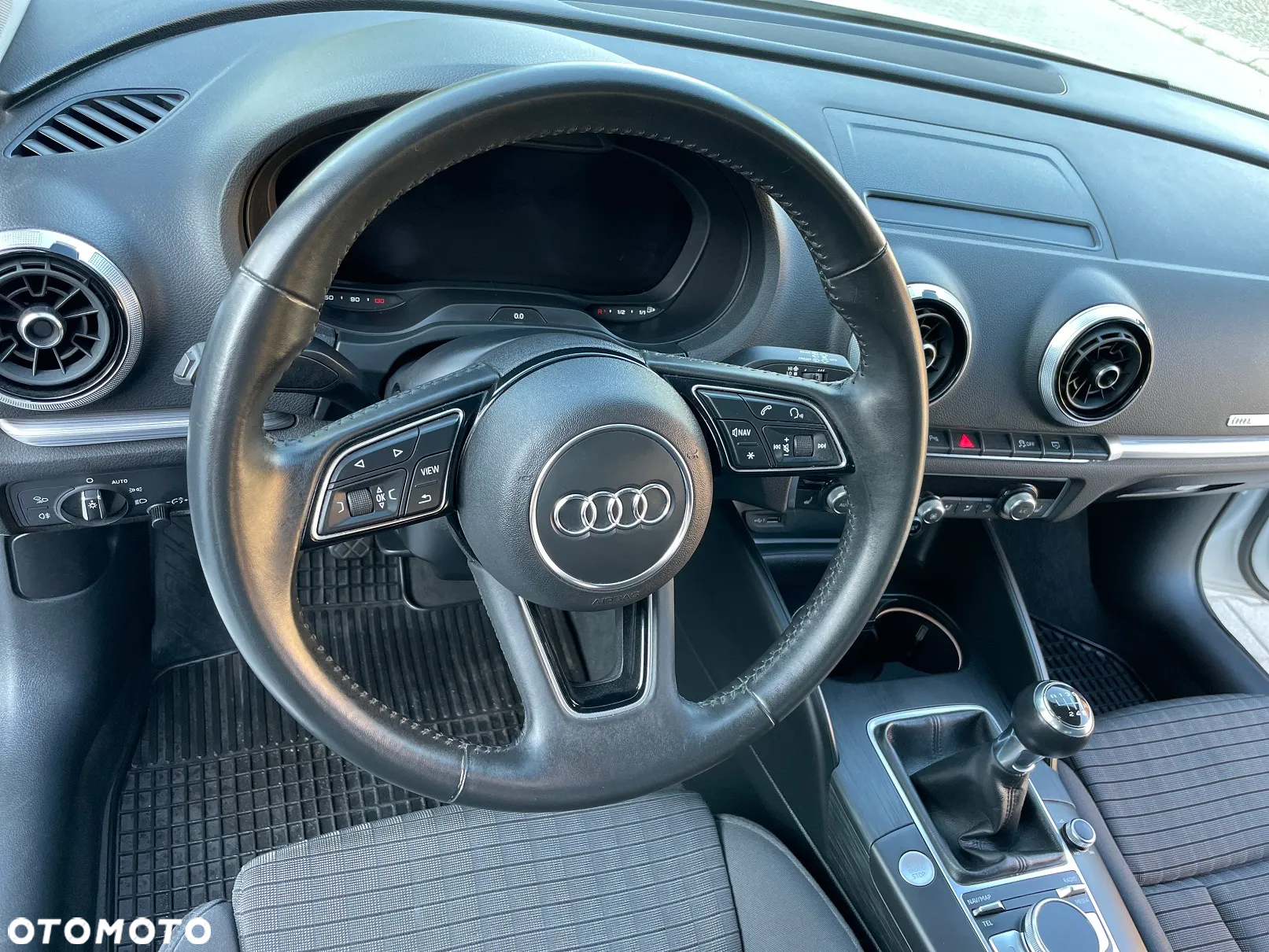Audi A3 1.6 TDI Sportback - 16