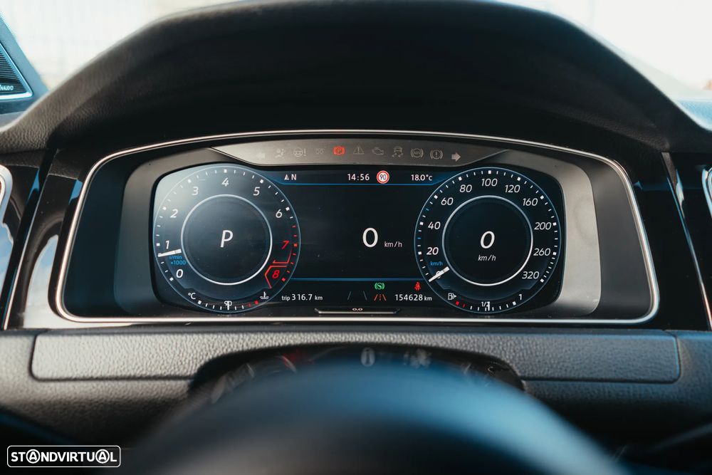 VW Golf 2.0 TSI R DSG - 19