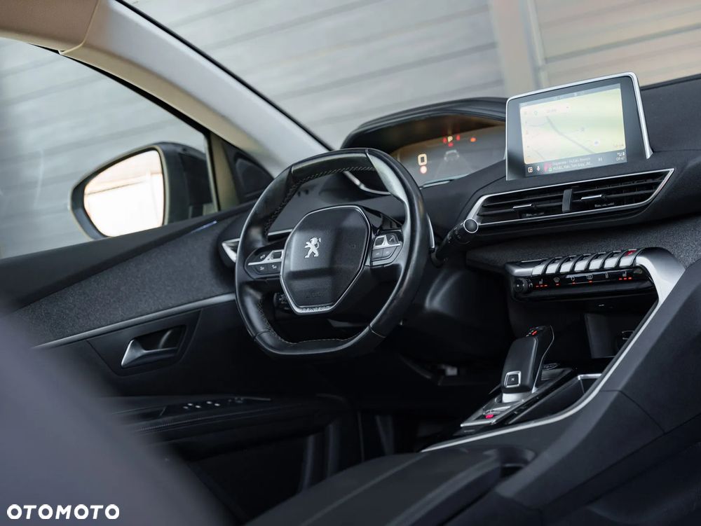 Peugeot 5008 BlueHDI 130 EAT8 Allure Business-Paket - 21