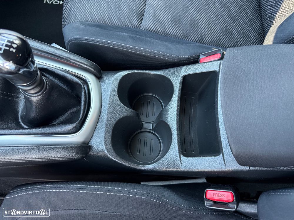 Nissan Qashqai 1.5 dCi N-Connecta 18 RS - 34