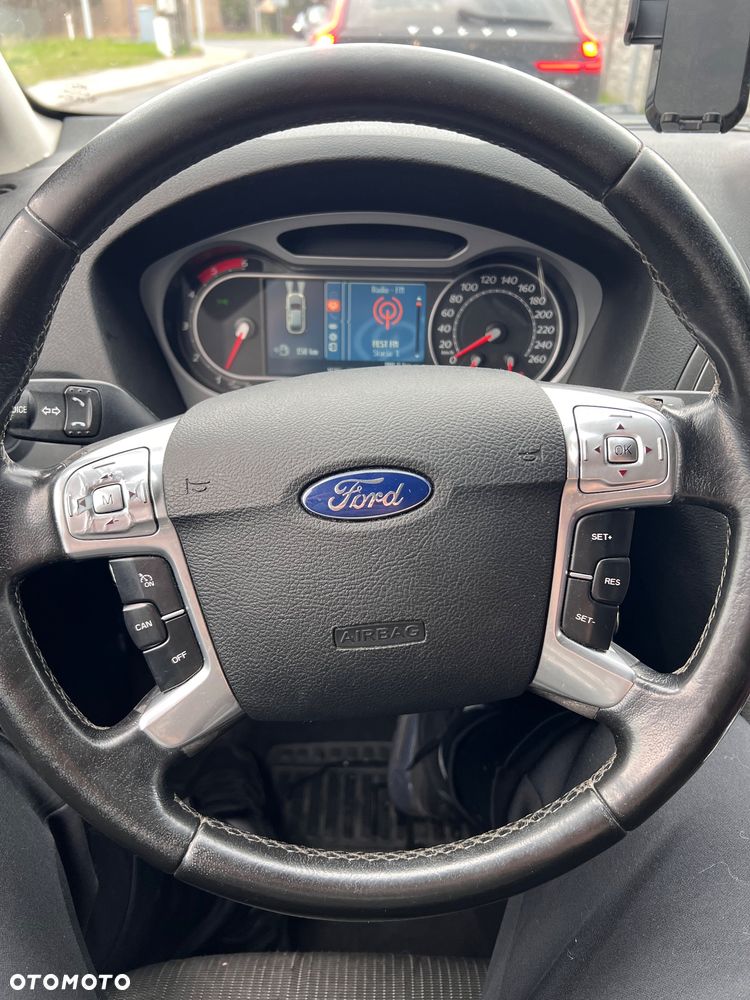 Ford Mondeo 2.0 TDCi Titanium - 4