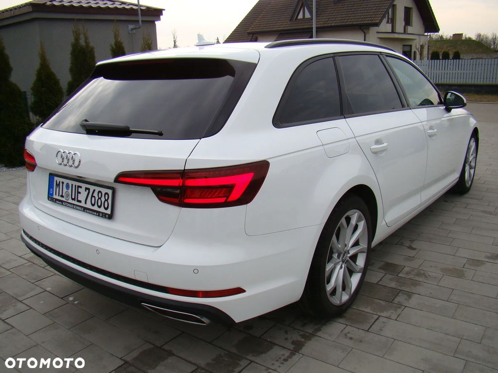 Audi A4 Avant 35 TDI S tronic design - 11