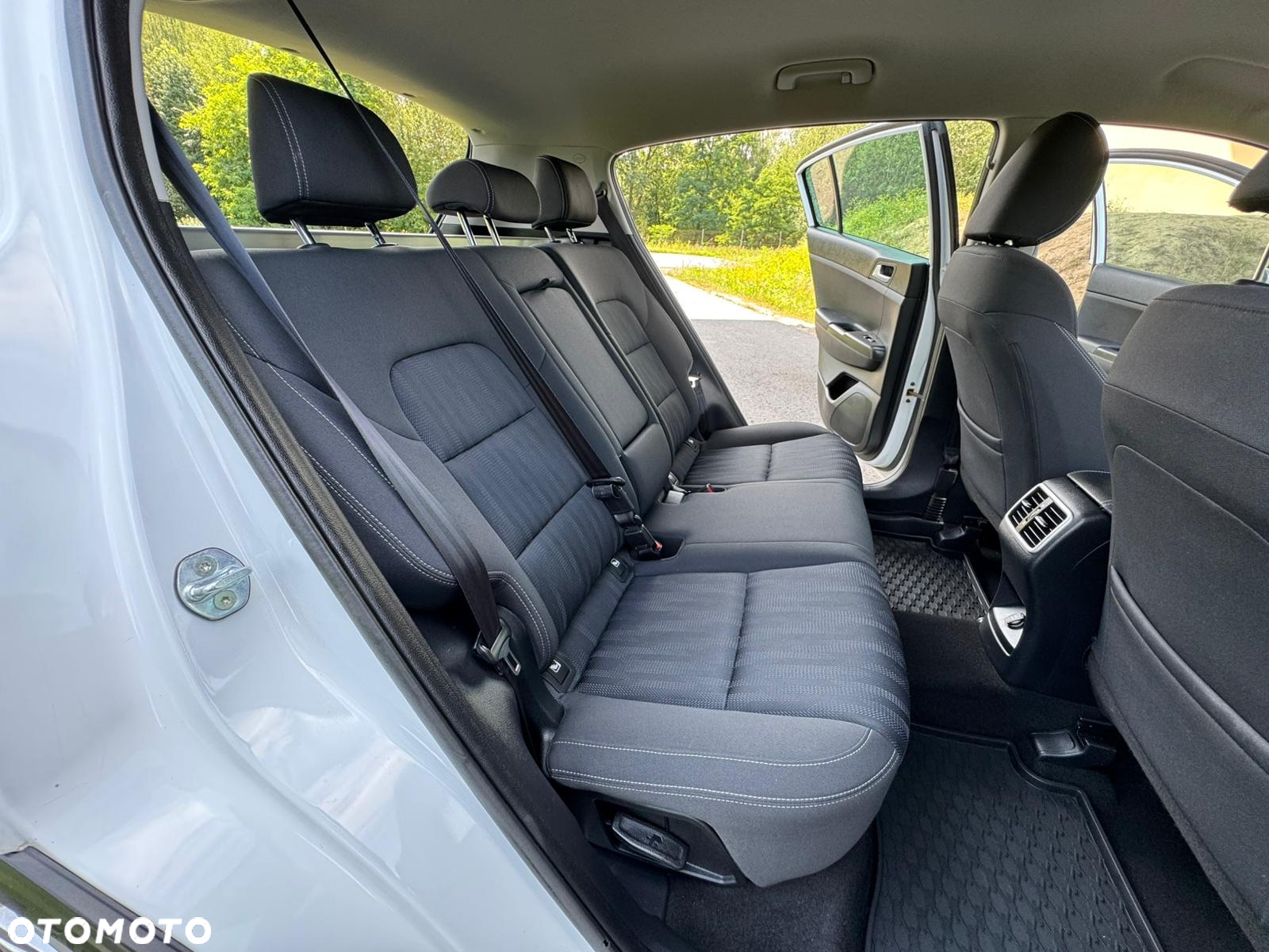 Kia Sportage 1.6 GDI 2WD Vision - 28