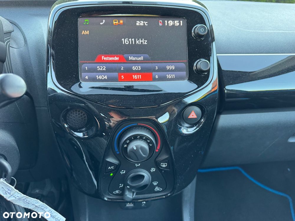 Toyota Aygo x-play Edition-S - 16