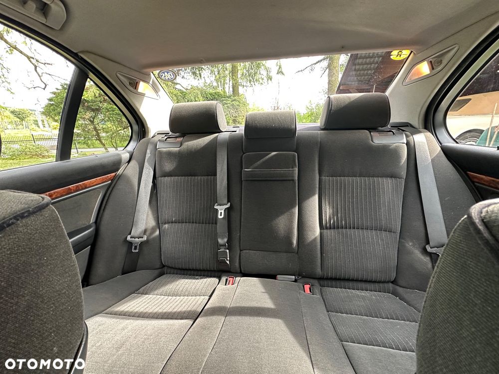 Nissan Navara 2.5 D LE - 8