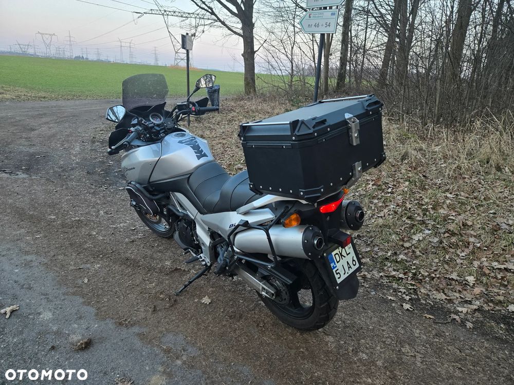 Suzuki V-STROM - 7