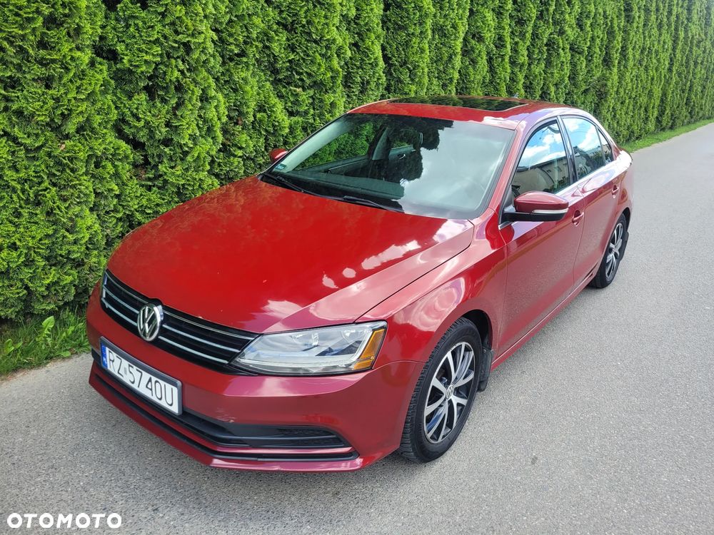 Volkswagen Jetta 1.4 TSI DSG BlueMotion Technology - 3