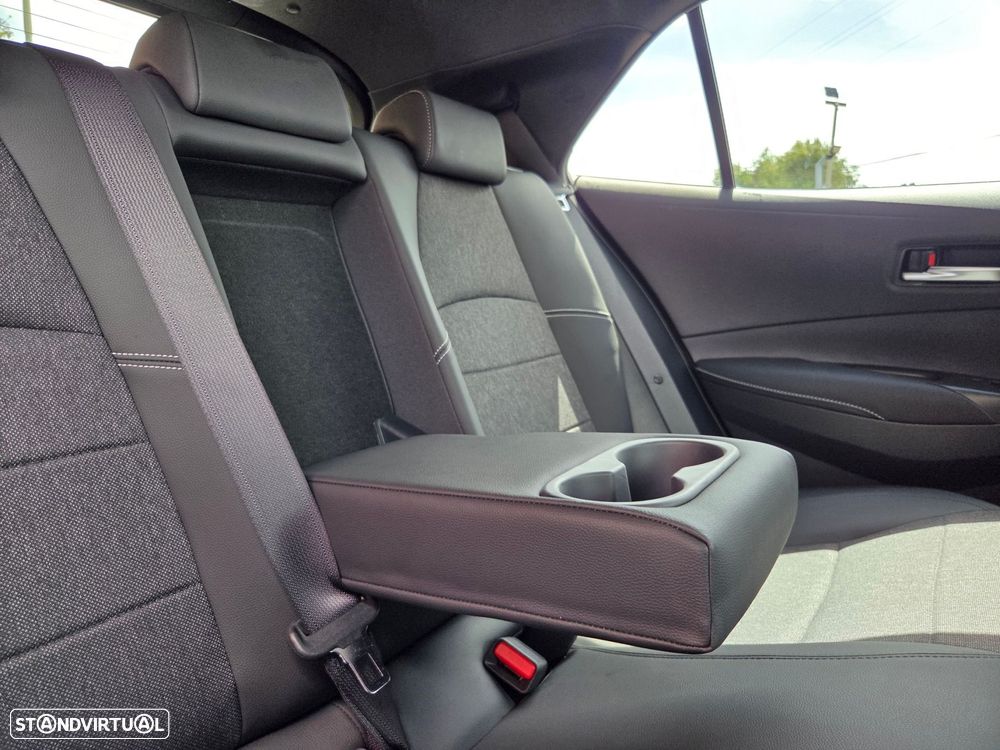 Toyota Corolla - 29