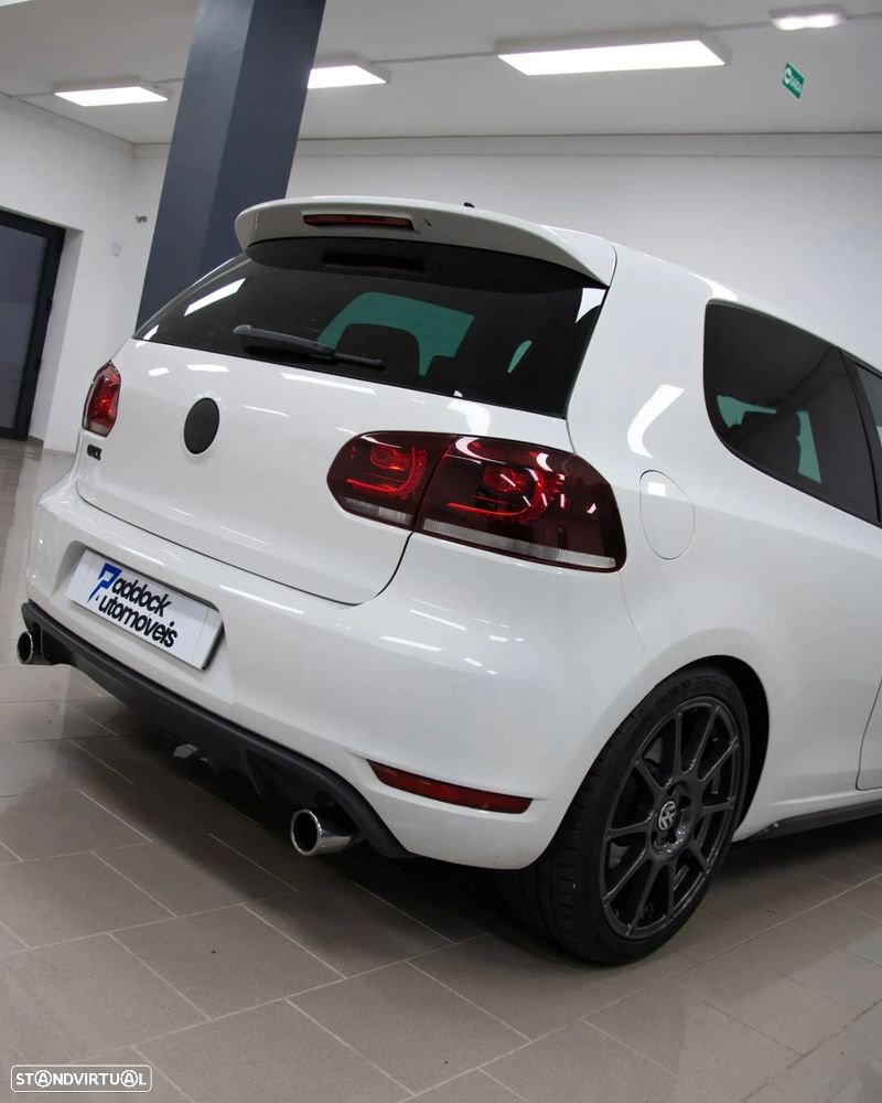VW Golf 2.0 TSi GTI DSG - 24