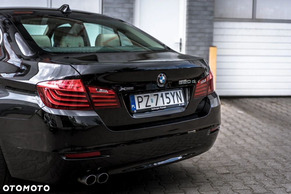 BMW Seria 5 520d xDrive - 8