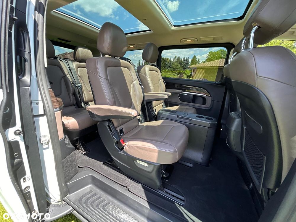 Mercedes-Benz Klasa V 300 d 4-Matic Avantgarde 9G-Tronic (d³ugi) - 26