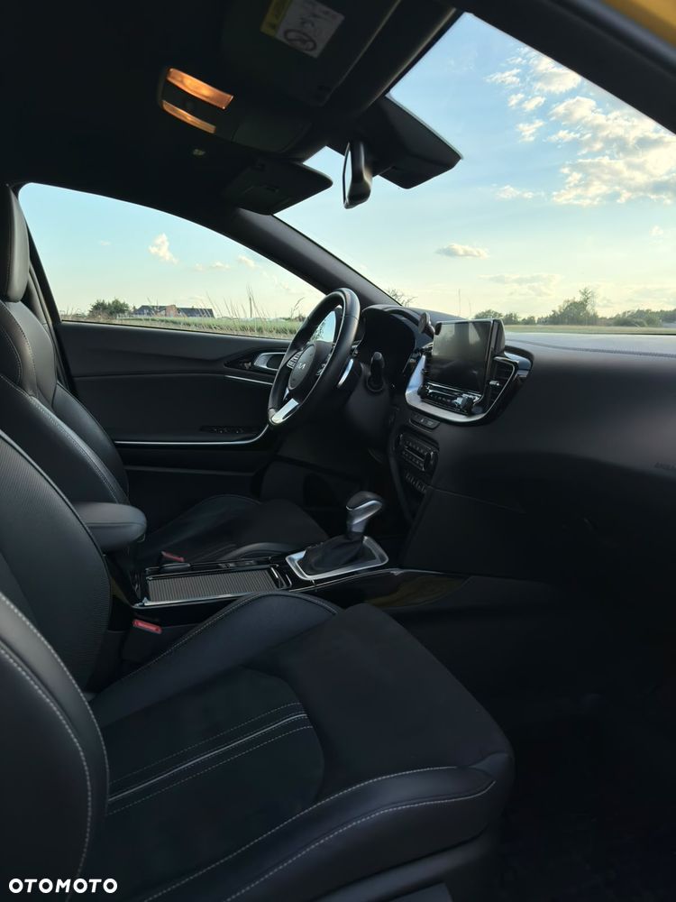 Kia XCeed 1.6 T-GDI Prestige Line DCT - 22