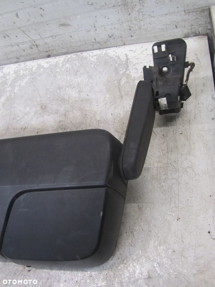 Mercedes Actros MP4 11r->lusterko prawy przód UK - 3