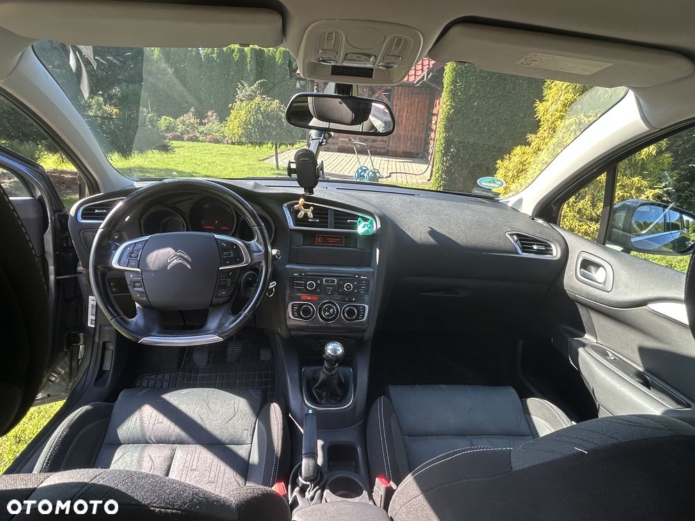 Citroën C4 2.0 HDi Exclusive - 6