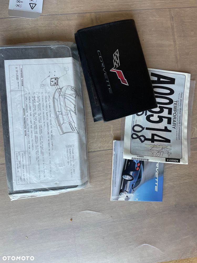 Chevrolet Corvette - 17