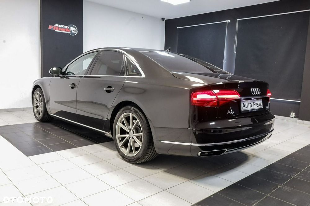 Audi A8 - 9
