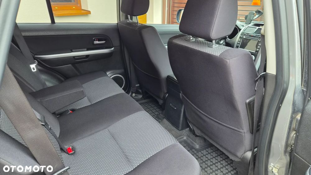 Suzuki Grand Vitara 2.0 Comfort - 14