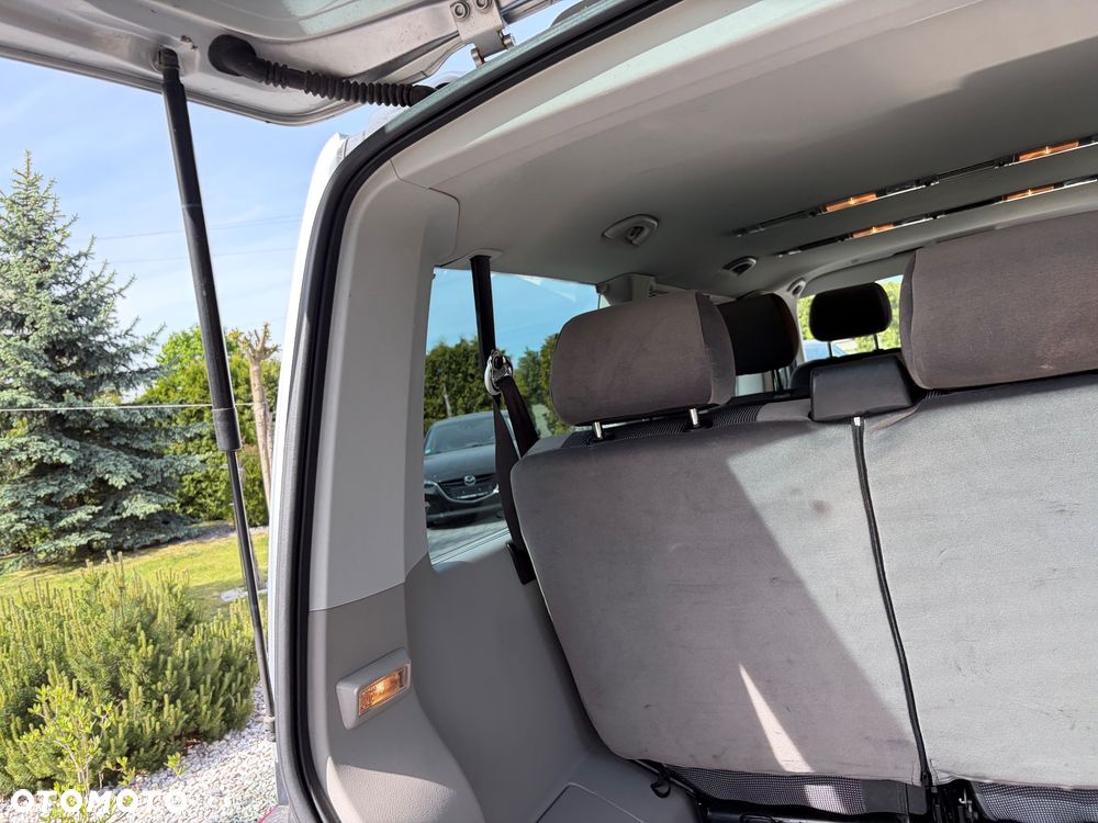 Volkswagen Caravelle 2.0 TDI L1 Comfortline Mixt 4Motion - 21