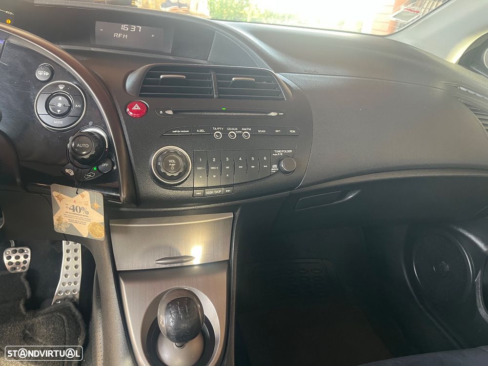 Honda Civic 1.4 Sport - 16