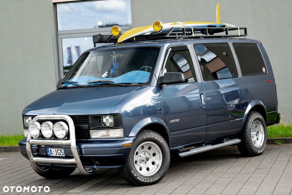 Chevrolet Astro - 5