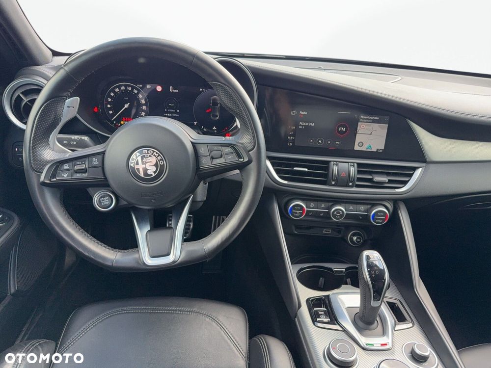 Alfa Romeo Giulia 2.0 Turbo Veloce Q4 - 13