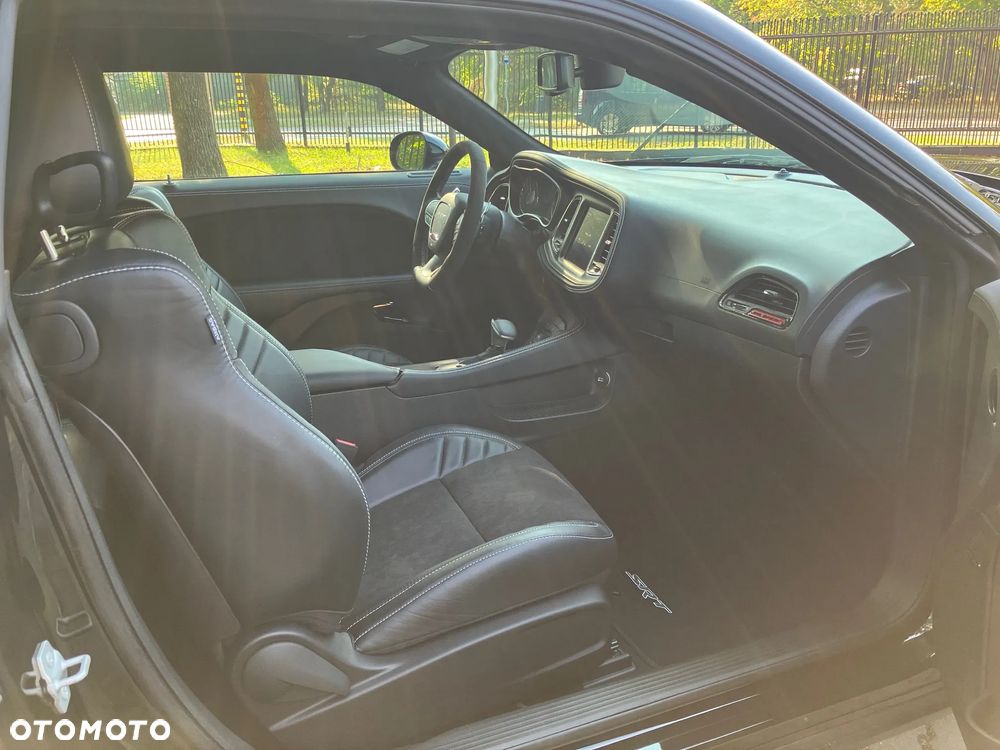 Dodge Challenger 6.2 Hellcat Widebody - 20