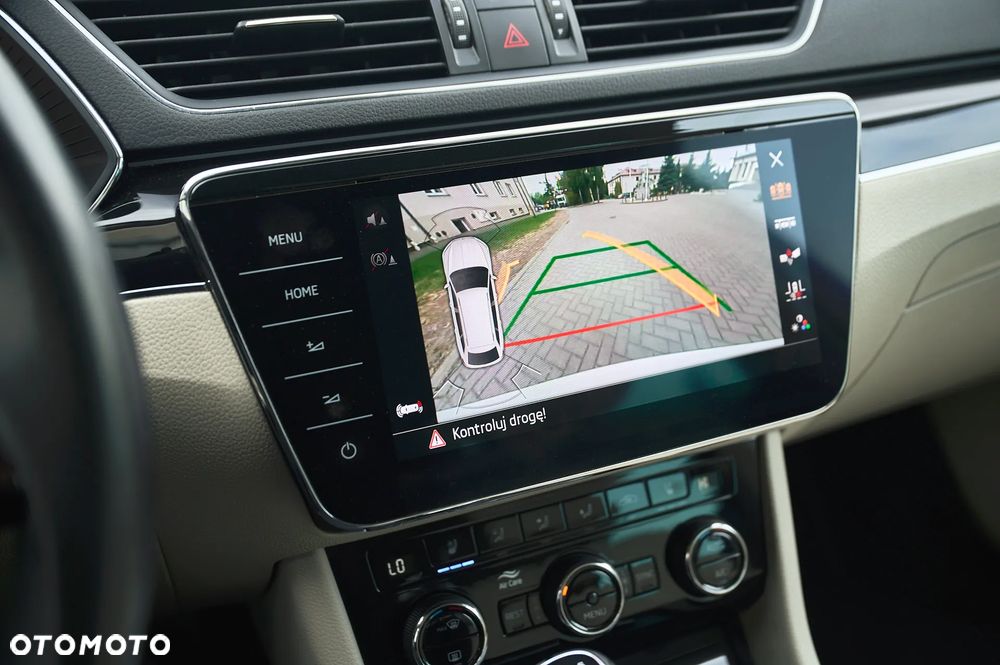Skoda Superb 2.0 TDI L&K - 34