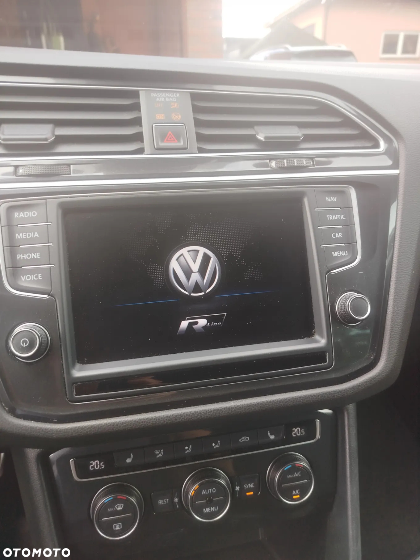 Volkswagen Tiguan - 21