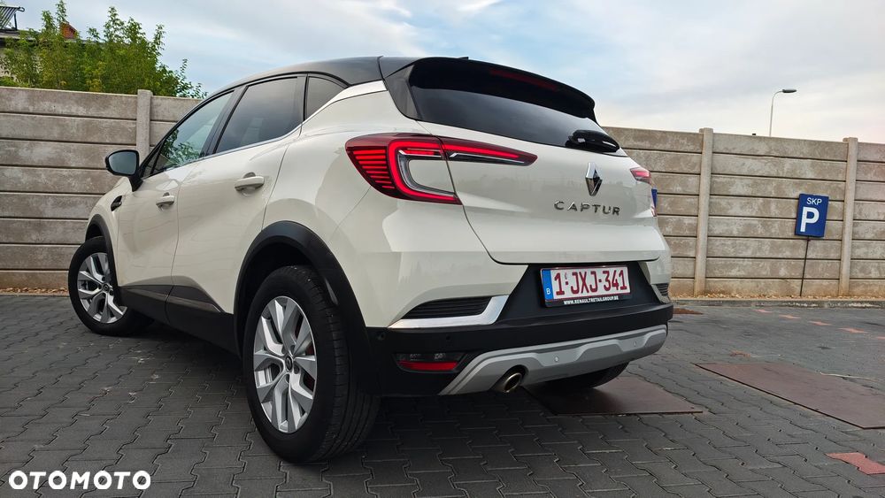 Renault Captur - 24