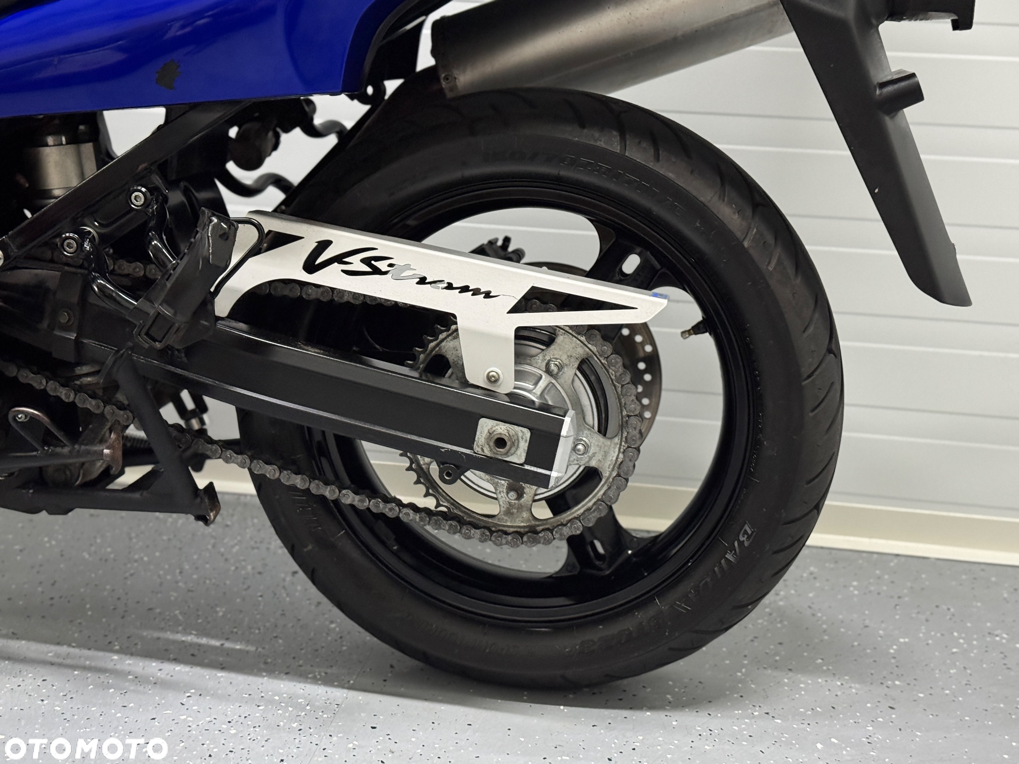 Suzuki V-STROM - 18