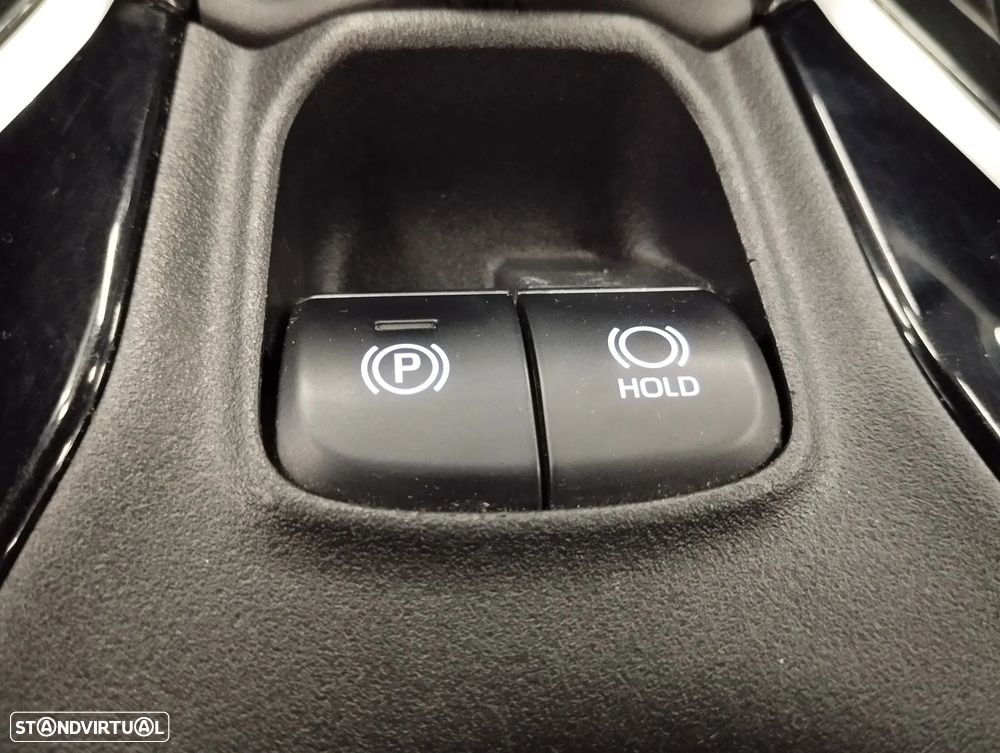 Toyota Corolla 1.8 Hybrid Square Collection - 33