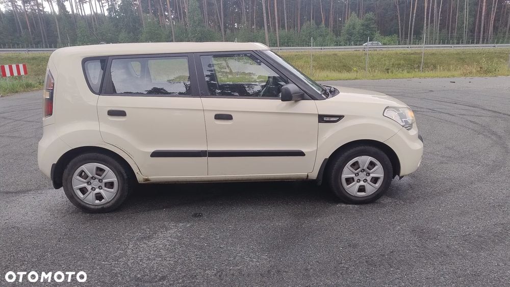 Kia Soul 1.6 L - 4
