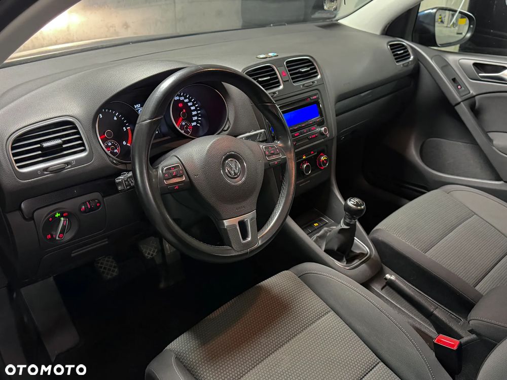 Volkswagen Golf 1.6 TDI Comfortline - 4