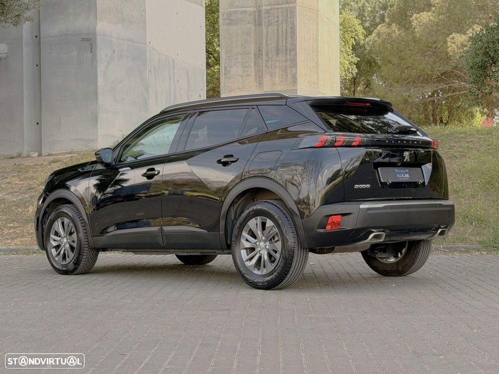 Peugeot 2008 1.2 PureTech Signature - 3